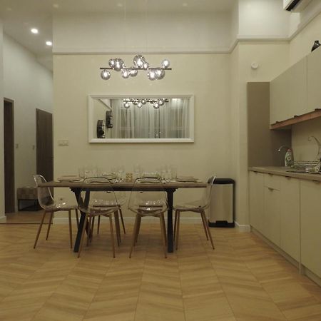 Marton'S Dessewffy Apartments Budapest Esterno foto